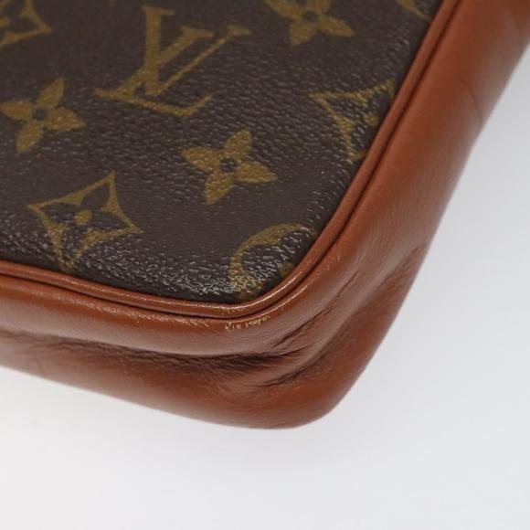 LOUIS VUITTON Monogram Pochette sports Clutch Bag N0.183 LV Auth 111833 - Picture 15 of 16